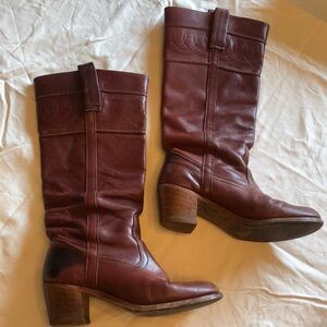 Vintage Dexter 2 inch heel boots